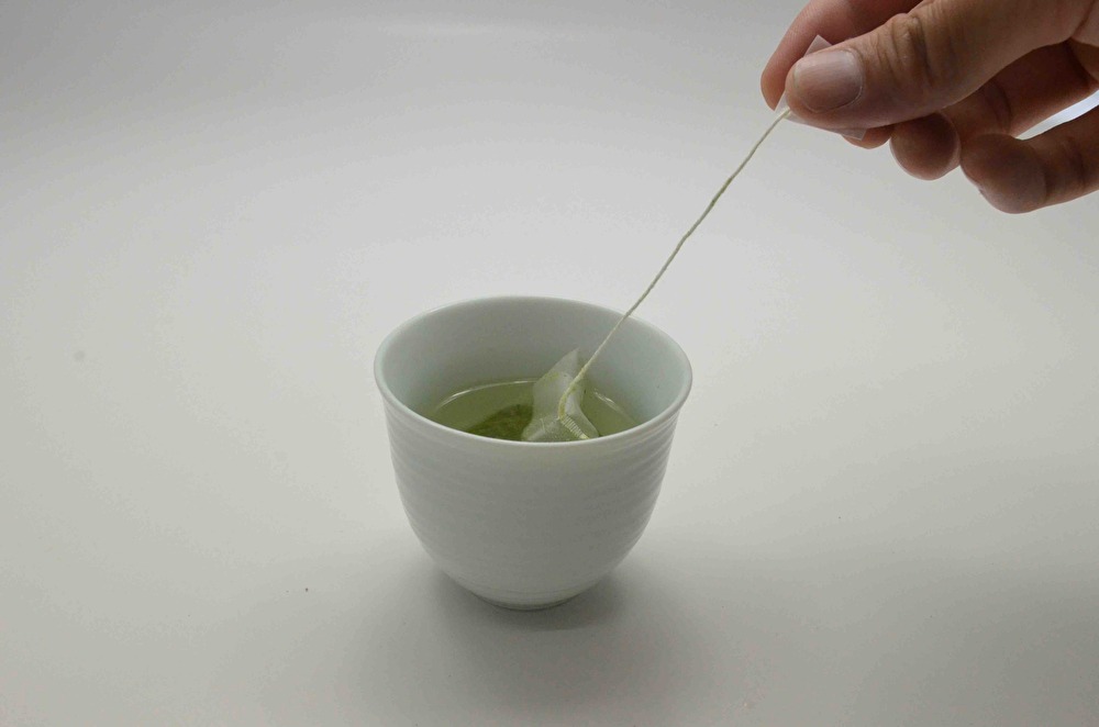【2025年新茶】特別な贈り物・高級茶ならこれ！│贈答用人気No.1 すいせんティーバッグ3g×30包入